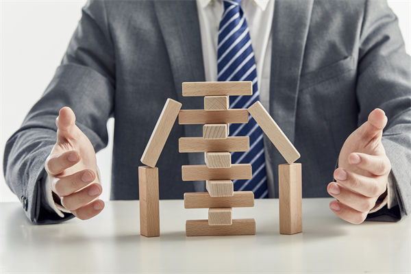 企業(yè)為保預(yù)算平衡砍項(xiàng)目，錯(cuò)失發(fā)展機(jī)遇，值得嗎？