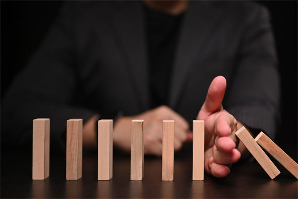 市場(chǎng)競(jìng)爭(zhēng)日趨激烈，戰(zhàn)略規(guī)劃如何協(xié)助構(gòu)建護(hù)城河？
