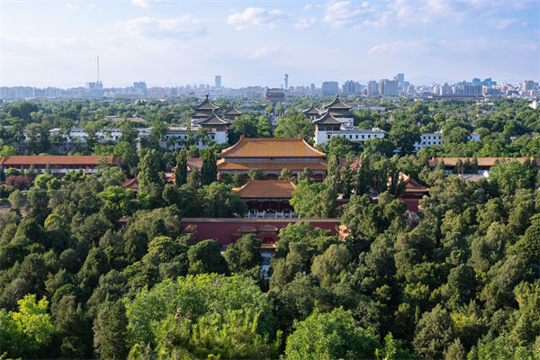 多家公司通知帶薪放假看閱兵，績效管理有何啟示？
